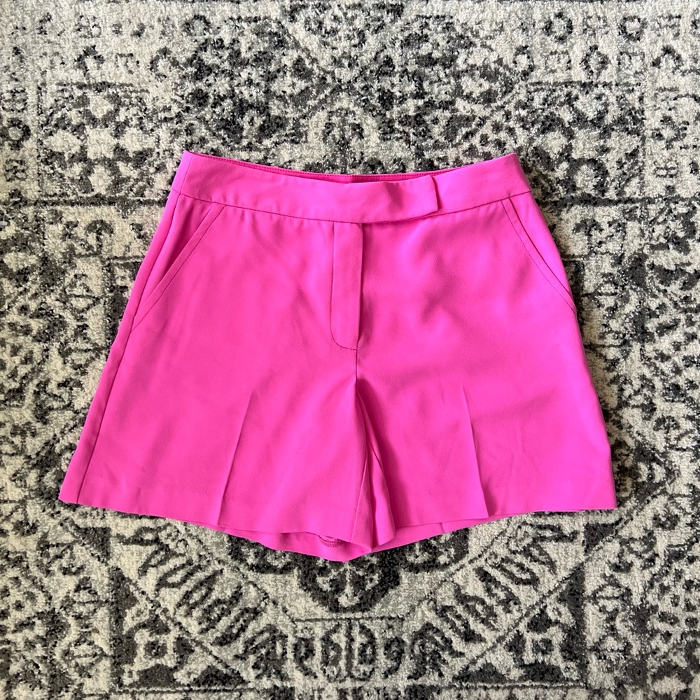 NWT Trina Turk Hermosa Short Trina Pink